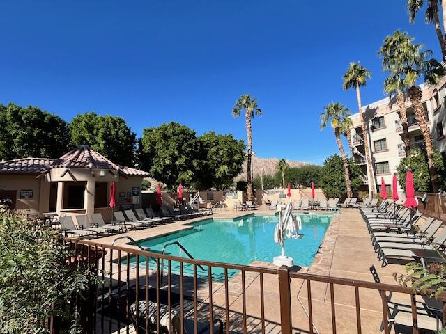 50600 Santa Rosa Plaza, La Quinta CA: https://media.crmls.org/mediaz/268695dc-32c4-41b6-a033-d3a664b7ffe3.jpg