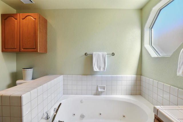 9391 Brookline Avenue, Desert Hot Springs CA: https://media.crmls.org/mediaz/26872816-362f-4172-b076-a0bf04321840.jpg