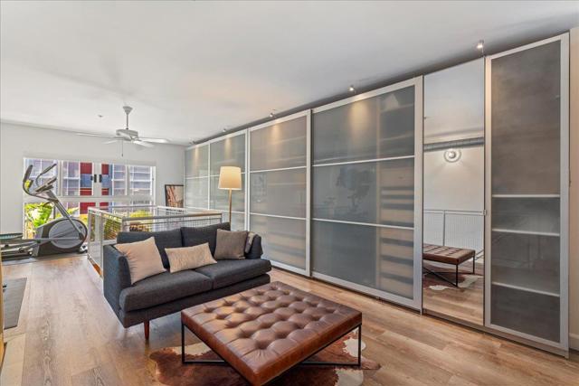 333 Santana Row, San Jose CA: https://media.crmls.org/mediaz/2687590b-baa9-42e6-abb9-a1ff6c241582.jpg