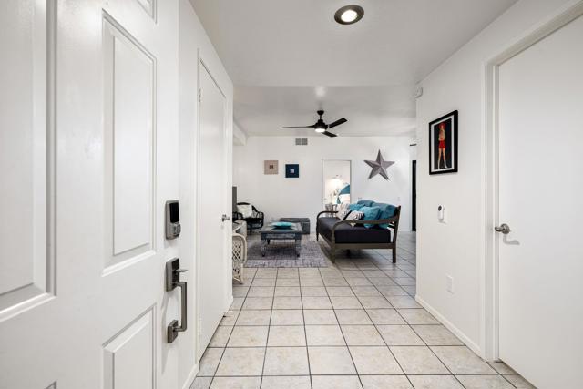 255 S Avenida Caballeros #302, Palm Springs, CA 92262