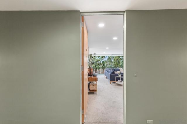 3200 6th Avenue, San Diego CA: https://media.crmls.org/mediaz/2688ed69-75ae-4ddc-8830-963535df9db6.jpg
