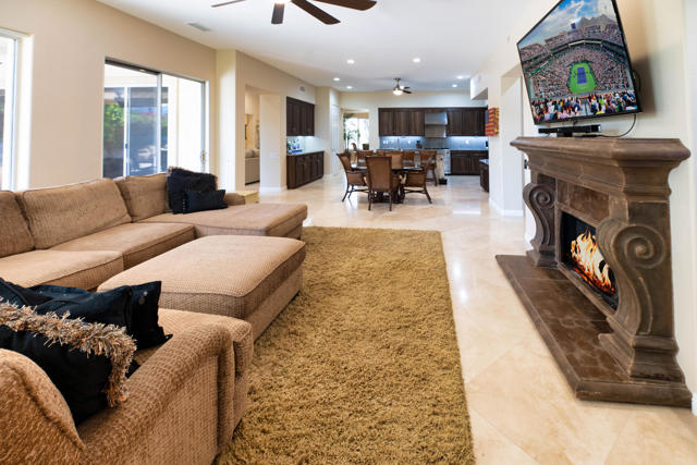 57 Laken Lane, Palm Desert CA: https://media.crmls.org/mediaz/2689ab7b-f440-4d99-be20-ced98bab3bc5.jpg