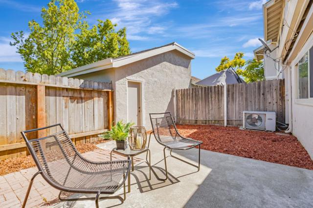 2398 Shoreside Court, Santa Clara CA: https://media.crmls.org/mediaz/2689eaf1-a175-4192-9e7b-d7cd8e965ba1.jpg