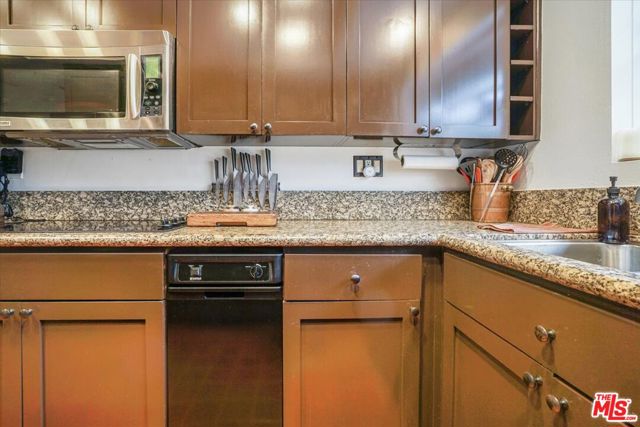 1237 Brian Street, Placentia CA: https://media.crmls.org/mediaz/268a775c-12e1-4b87-bc2d-916ebafc3146.jpg