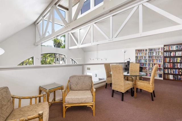 701 Kettner Boulevard, San Diego CA: https://media.crmls.org/mediaz/268b161b-269b-4b68-8107-1f6fa39b51f8.jpg