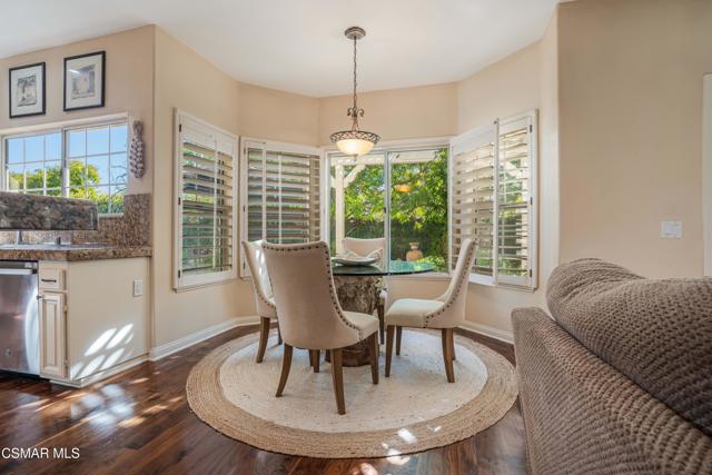 32714 Wellbrook Drive, Westlake Village CA: https://media.crmls.org/mediaz/268b43e7-dd73-44fe-b085-a6d85bfdefc0.jpg