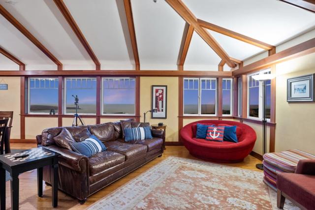 10 Maui Lane, Dillon Beach CA: https://media.crmls.org/mediaz/268bf99a-7a8e-4b9c-a5fe-420538c159c7.jpg