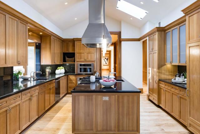 188 Fair Oaks Lane, Atherton CA: https://media.crmls.org/mediaz/268e38fd-5d32-4c0b-8719-c9cfbc838283.jpg