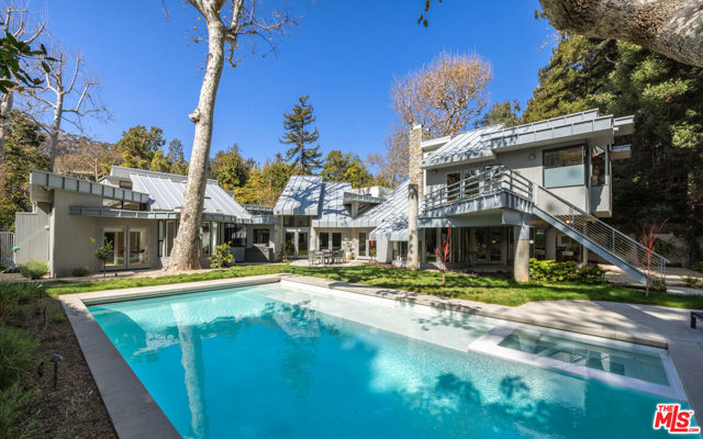 720 Brooktree Road, Los Angeles CA: https://media.crmls.org/mediaz/268eb5e3-6e98-4a12-98a6-50771b078eae.jpg