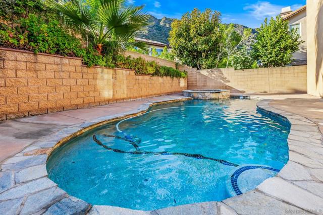 22 Silver Forest Court, Azusa CA: https://media.crmls.org/mediaz/268fa81d-2a43-4381-a09b-d2ca5b2d9854.jpg