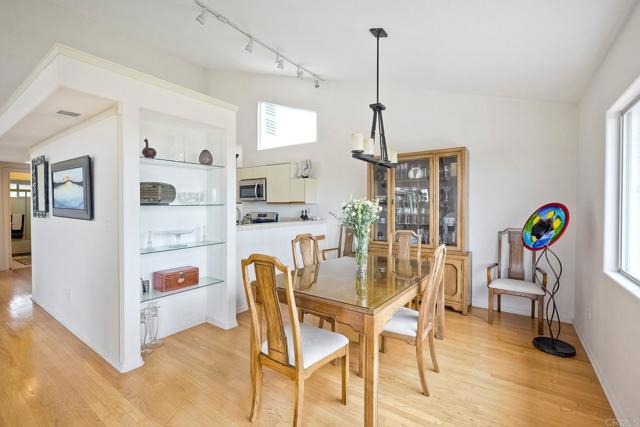 Detail Gallery Image 14 of 51 For 289 Hygeia Ct, Encinitas,  CA 92024 - 3 Beds | 2 Baths