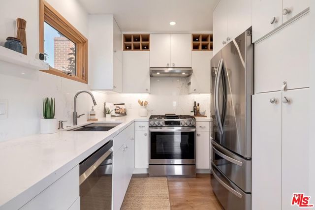 3 Bed Home for Sale in Santa Monica, California