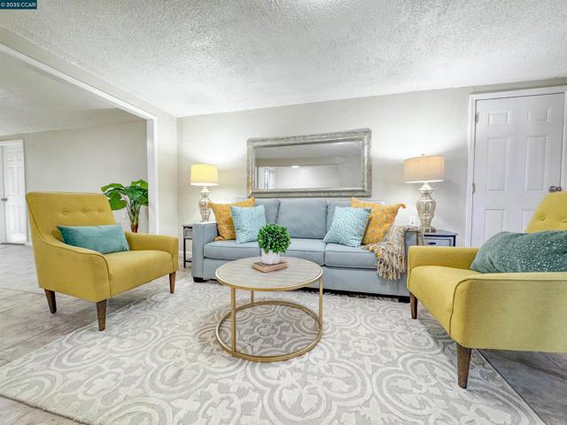 1712 Marin, Vallejo CA: https://media.crmls.org/mediaz/2692ed1b-c231-4fe5-9833-f7604f88dbb4.jpg