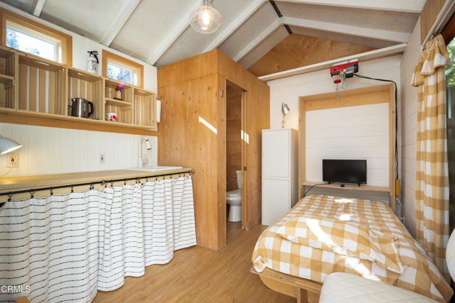 Detail Gallery Image 20 of 31 For 4129 Marmion Way, Los Angeles,  CA 90065 - 2 Beds | 1 Baths