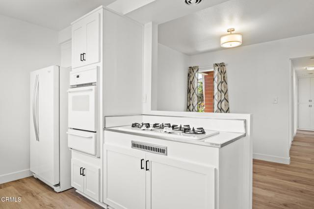 Detail Gallery Image 8 of 31 For 1125 Park Ave, Port Hueneme,  CA 93041 - 3 Beds | 2 Baths