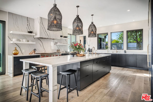 5944 Filaree, Malibu CA: https://media.crmls.org/mediaz/2693828d-25f3-434e-9e02-f46ed98ef3b2.jpg