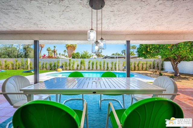 1970 S Joshua Tree Place, Palm Springs CA: https://media.crmls.org/mediaz/2693ce7a-3c0a-4a5b-b611-a61187e609e7.jpg