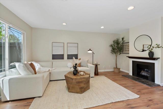 4618 Japonica Way, San Jose CA: https://media.crmls.org/mediaz/2695c6cc-de5b-4dff-bcb1-5a0e4c24bffd.jpg