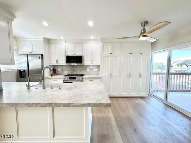 3725 Sunset Lane