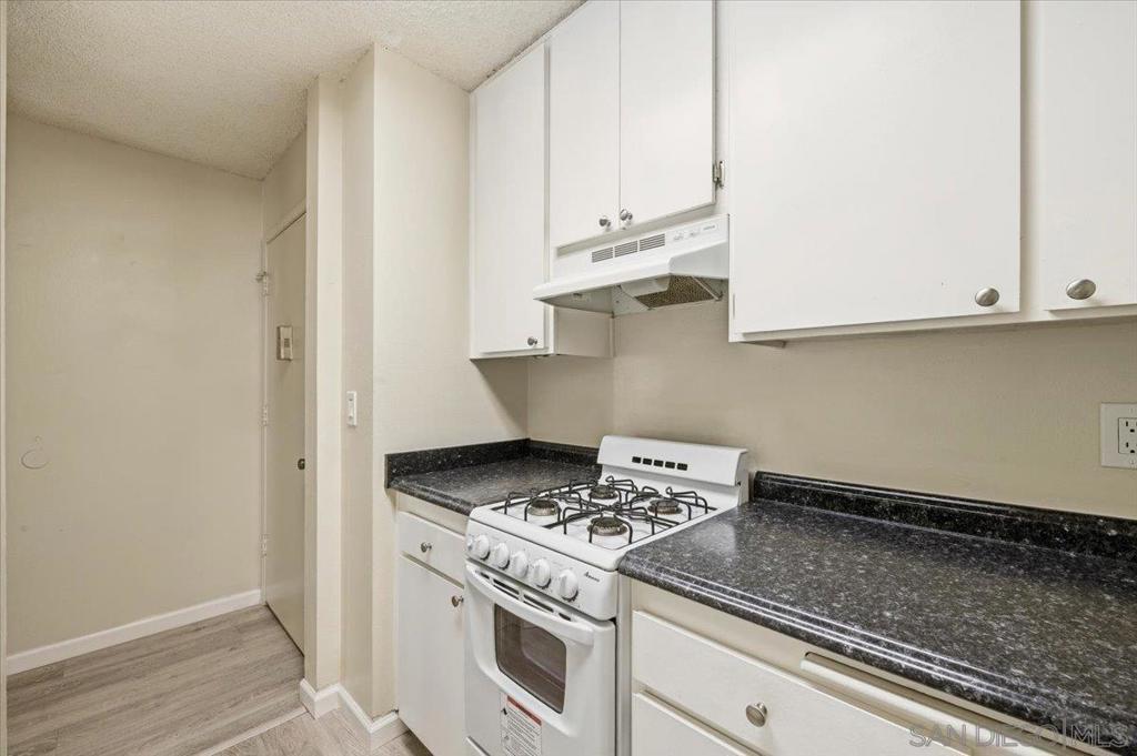1625 Hotel Circle - photo 18