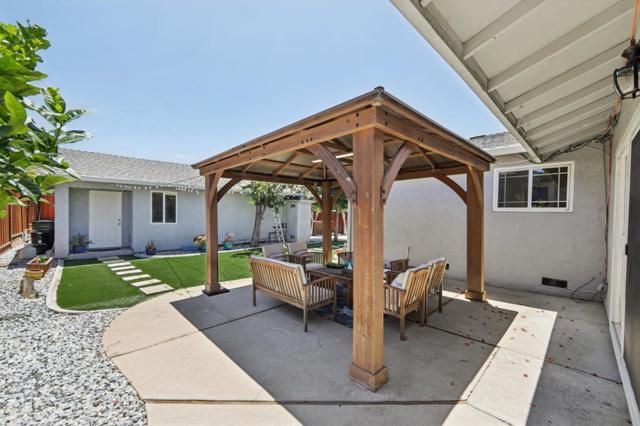 3068 Nightingale Place, Fremont CA: https://media.crmls.org/mediaz/2697cb5e-4869-4018-9c4d-3a82a7ad74de.jpg
