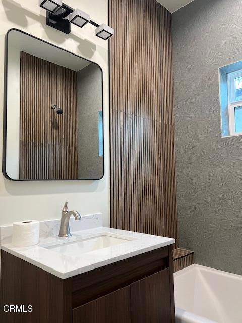 10307 Floralita Avenue, Sunland CA: https://media.crmls.org/mediaz/2698b191-a02c-4848-bf76-7428eb513527.jpg