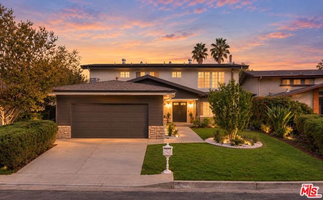 7226 Dennis Lane