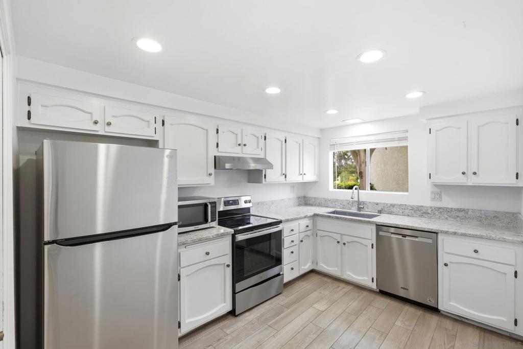 6675 Paseo Del Norte - photo 9