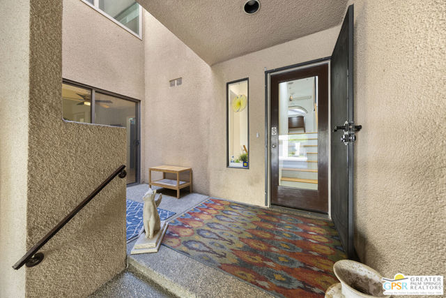 475 Village Square, Palm Springs CA: https://media.crmls.org/mediaz/2699e010-1a78-4a85-ae27-49e87ef8ae8a.jpg