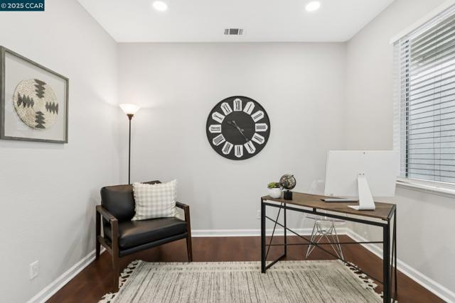 868 Clifton Way, Vacaville CA: https://media.crmls.org/mediaz/2699eca2-7c91-4e4e-b81d-59ed51cd8bc5.jpg