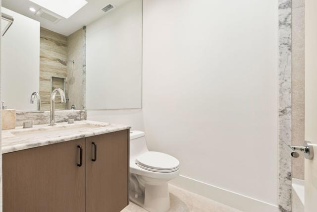 153 Lake Shore Drive, Rancho Mirage, CA 92270
