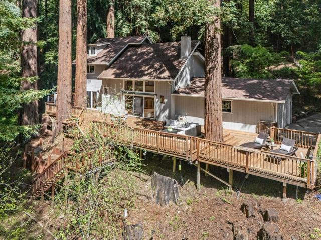 16306 Redwood Lodge Road, Los Gatos CA: https://media.crmls.org/mediaz/269a9675-b384-4d1b-a600-fc7ac131ae01.jpg