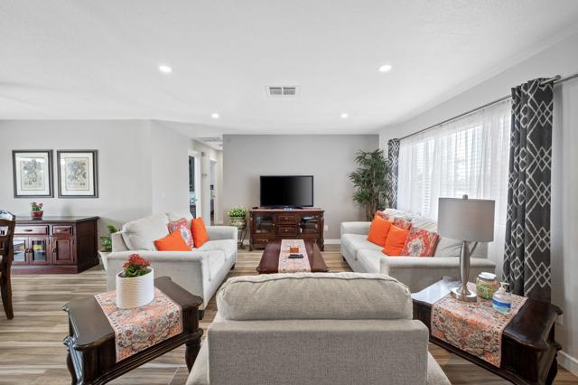 67470 Quijo Road, Cathedral City CA: https://media.crmls.org/mediaz/269b2ac9-5317-4345-92d3-1425f1ae8bc3.jpg