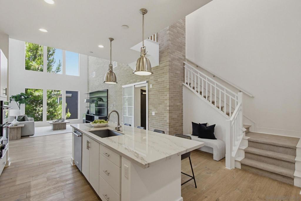 8442 Distinctive Dr. - photo 5