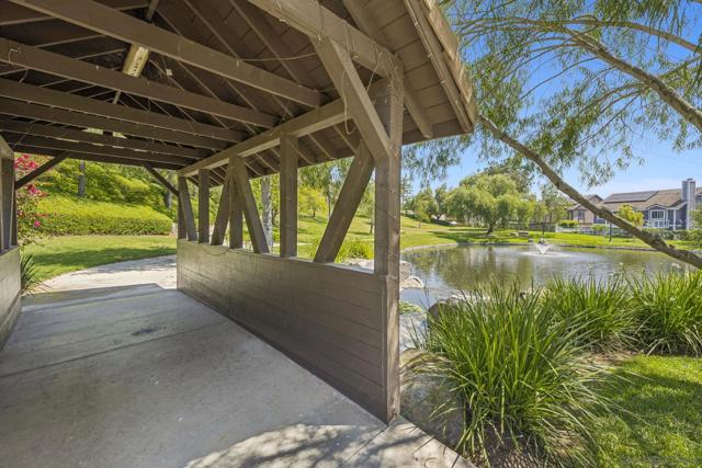 1198 Gazania Ct, San Marcos CA: https://media.crmls.org/mediaz/269c13bb-2b67-45d7-a331-51deb4259f73.jpg