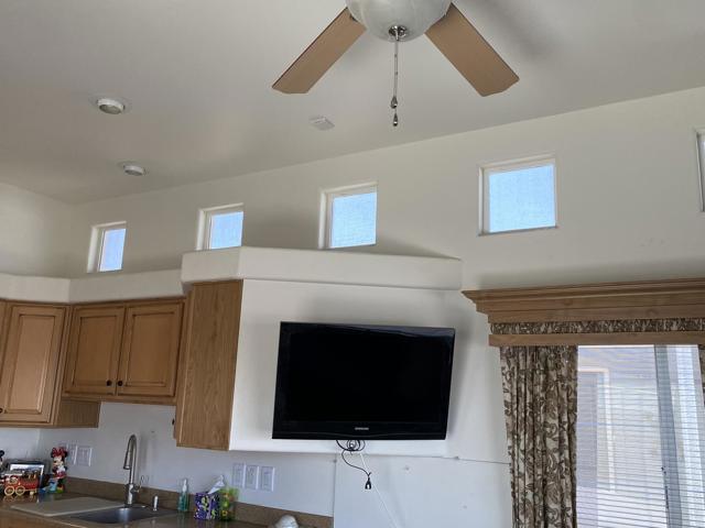 17777 Langlois Road, Desert Hot Springs CA: https://media.crmls.org/mediaz/269c2c6b-c679-47ed-91a4-33a21fcd10bc.jpg