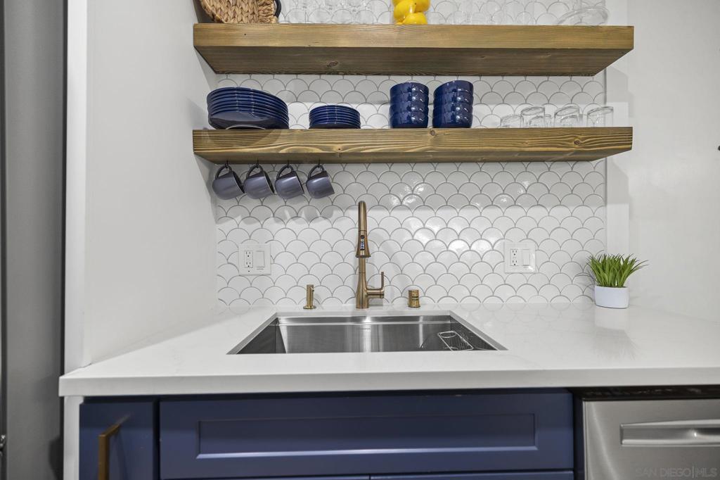 MLS #250039527SD image #7