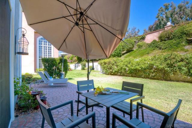 7468 Via De Fortuna, Carlsbad CA: https://media.crmls.org/mediaz/269e2279-d983-45d4-8c33-6cd7b988c433.jpg