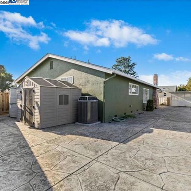 3184 Waugh Place, Fremont CA: https://media.crmls.org/mediaz/269e663e-717f-415e-abe0-7cfceadec0de.jpg