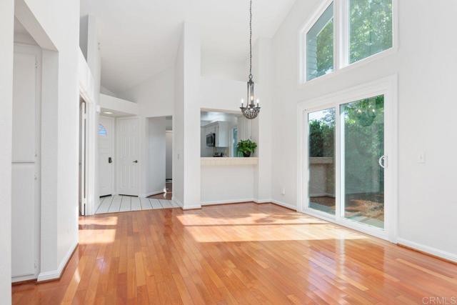 814 Okra Court, Carlsbad CA: https://media.crmls.org/mediaz/269e95cf-52b9-4555-a759-c27533bccf66.jpg