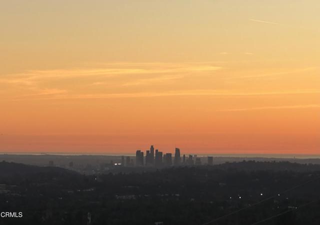 Detail Gallery Image 19 of 20 For 1602 Woodglen Ln, Altadena,  CA 91001 - 3 Beds | 3 Baths