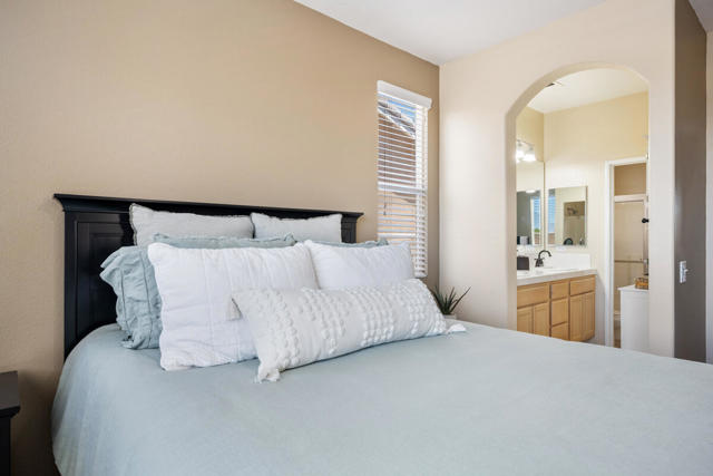 65565 Acoma Avenue, Desert Hot Springs CA: https://media.crmls.org/mediaz/269ff91a-d97b-4598-9aeb-87f6d2af95d8.jpg