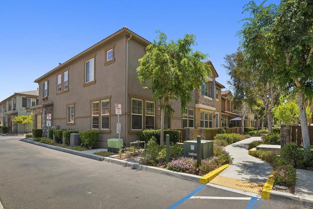 10667 Golden Willow