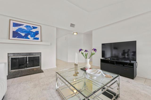 Detail Gallery Image 5 of 39 For 6865 Airoso Ave, San Diego,  CA 92120 - 3 Beds | 2 Baths