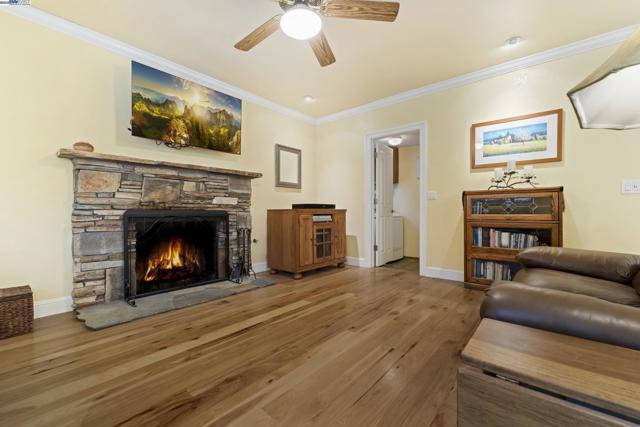 5145 Springdale Ave, Pleasanton CA: https://media.crmls.org/mediaz/26a140f1-8232-43cb-b0eb-1a4dab0126d6.jpg