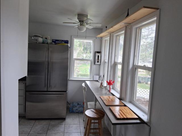20920 Sunset Way, Colfax CA: https://media.crmls.org/mediaz/26a168ff-1ae2-4369-82fd-eabc9155cb73.jpg