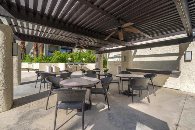 1552 S Camino Real, Palm Springs CA: https://media.crmls.org/mediaz/26a21779-0ad5-4d01-bd47-1f073f0dc8af.jpg