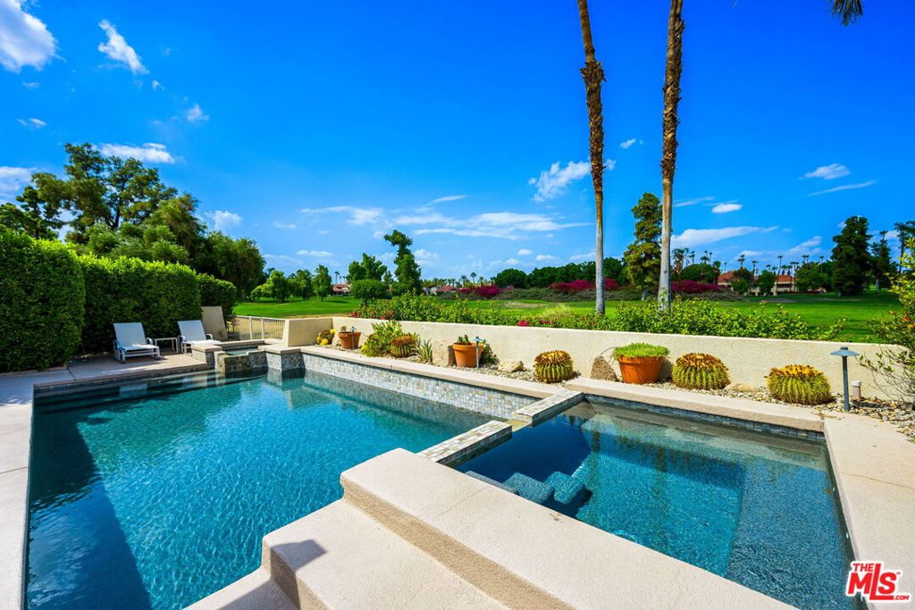 192 Kavenish Drive