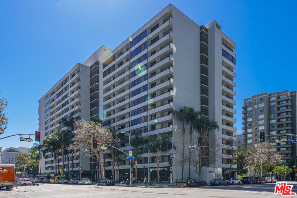 600 W 9th Street #1502