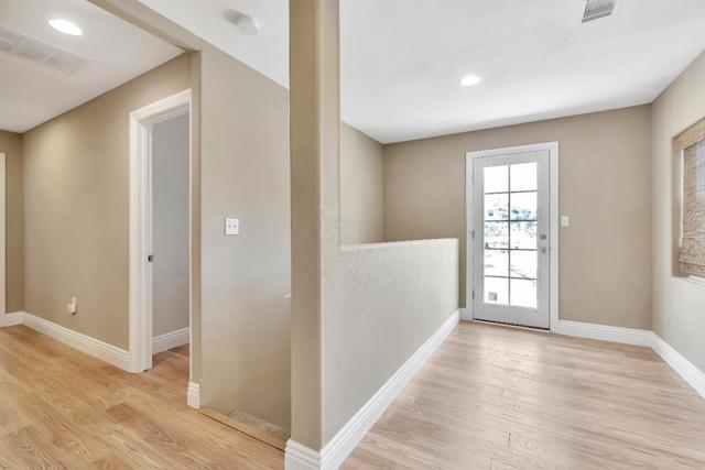 3848 Mariposa Drive, Clearlake CA: https://media.crmls.org/mediaz/26a2d4e2-de83-4905-aac6-f2e229adde8e.jpg